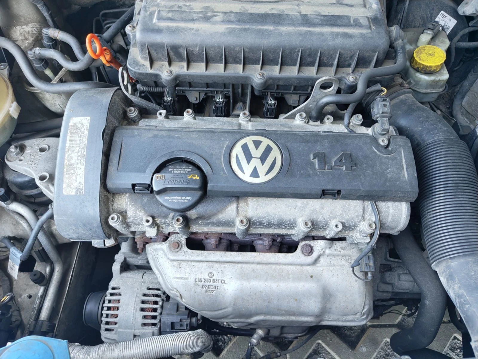 VW Polo, снимка 13 - Автомобили и джипове - 53801955