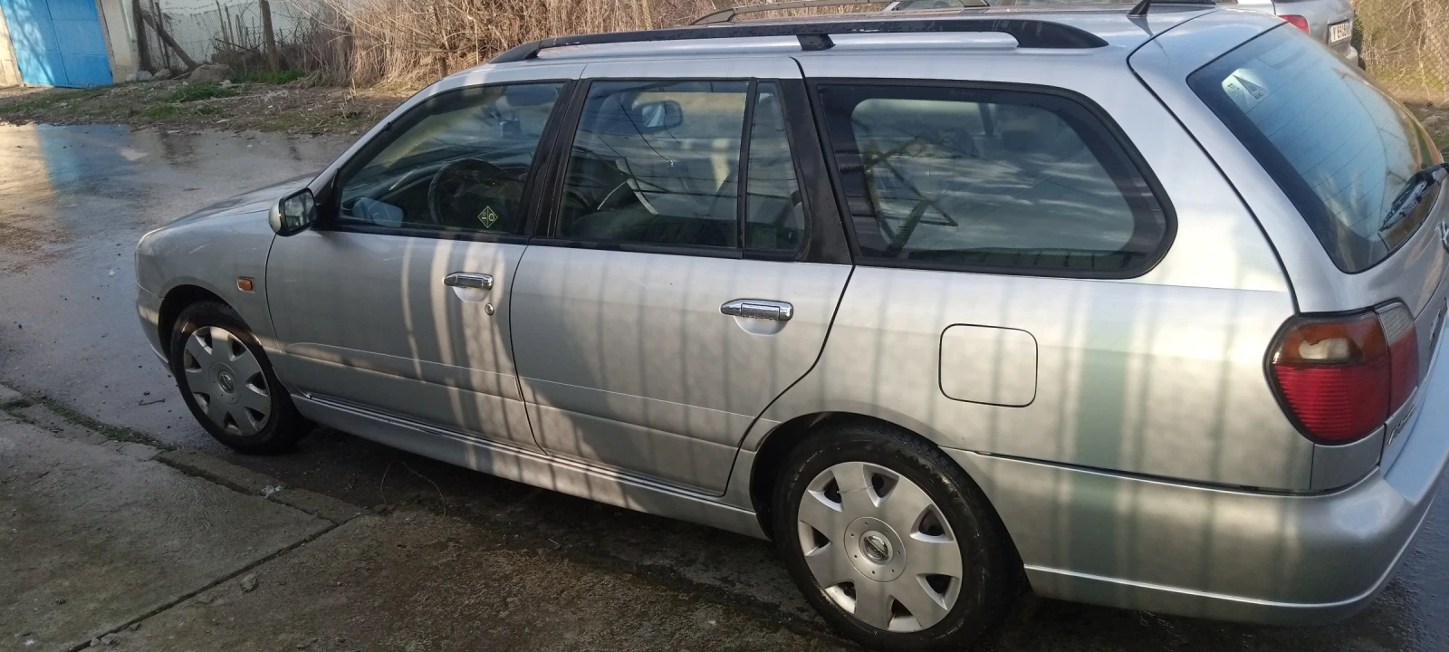 Nissan Primera, снимка 9 - Автомобили и джипове - 53982578