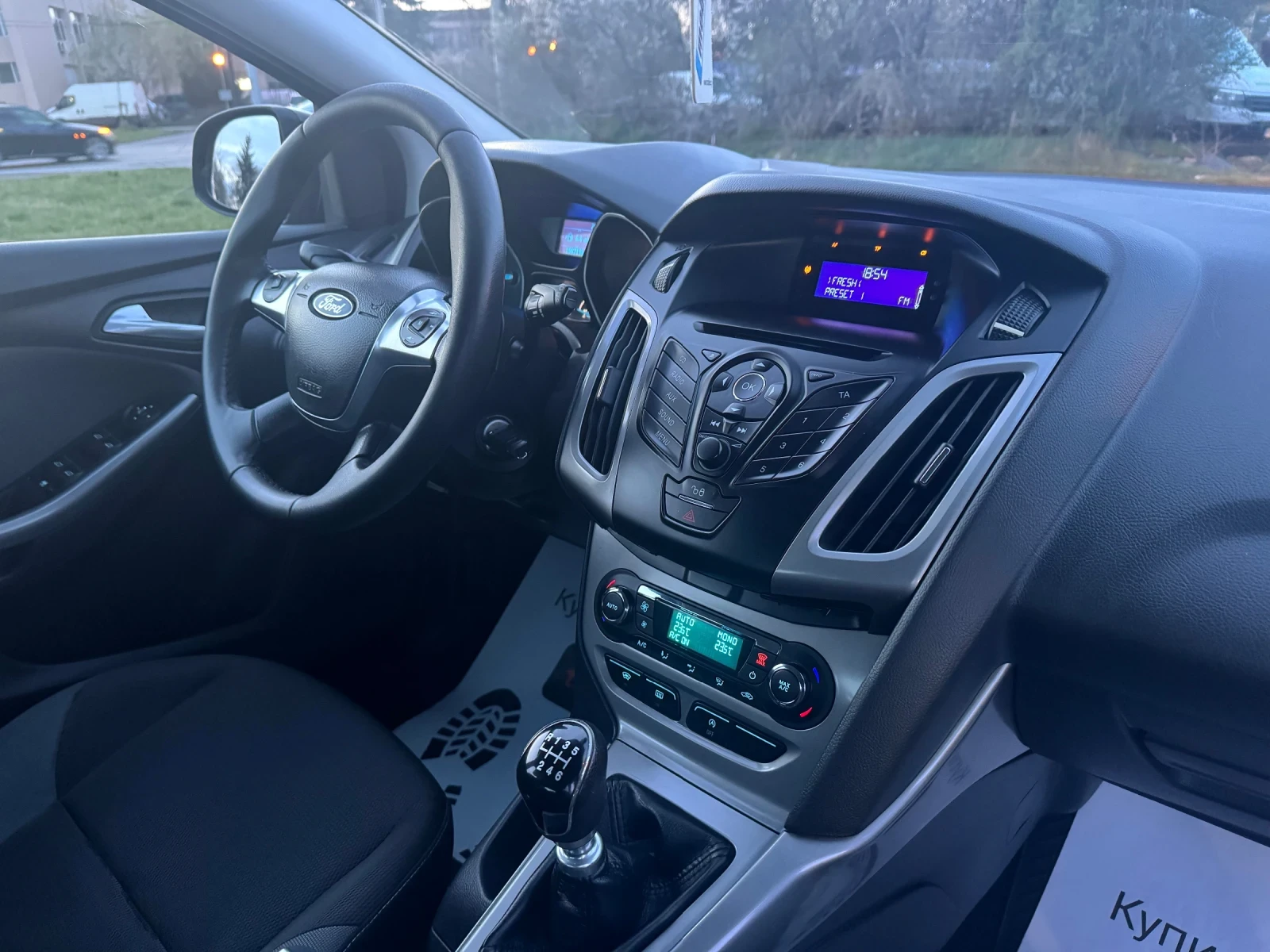 Ford Focus 1.6 TDCi 6ск. , снимка 12 - Автомобили и джипове - 54011578