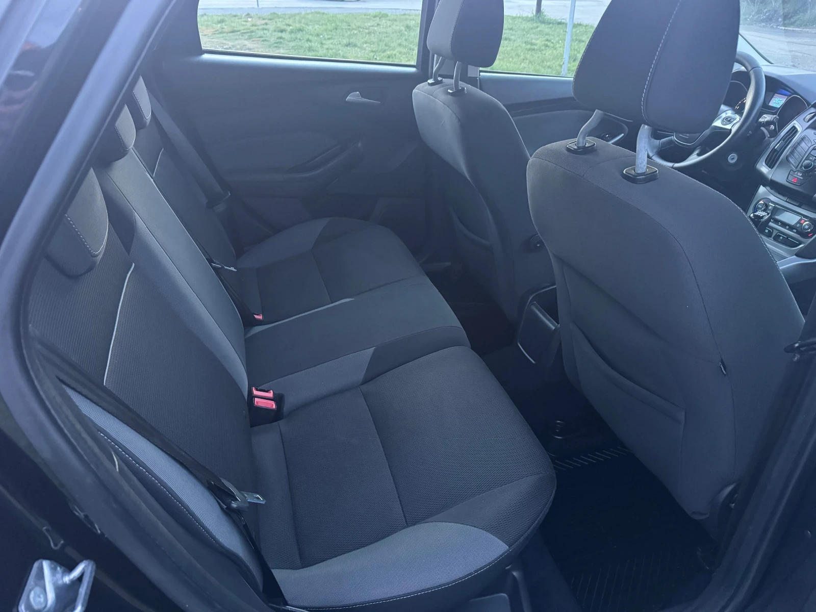 Ford Focus 1.6 TDCi 6ск. , снимка 9 - Автомобили и джипове - 54011578