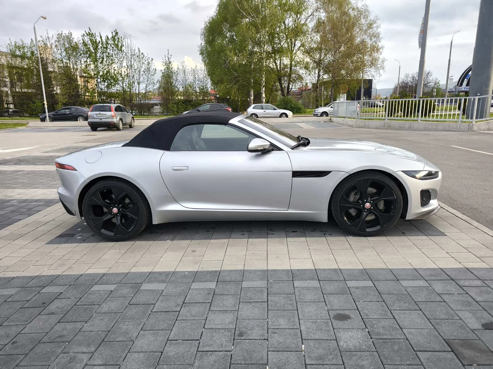 Jaguar F-Type, снимка 4 - Автомобили и джипове - 54051358