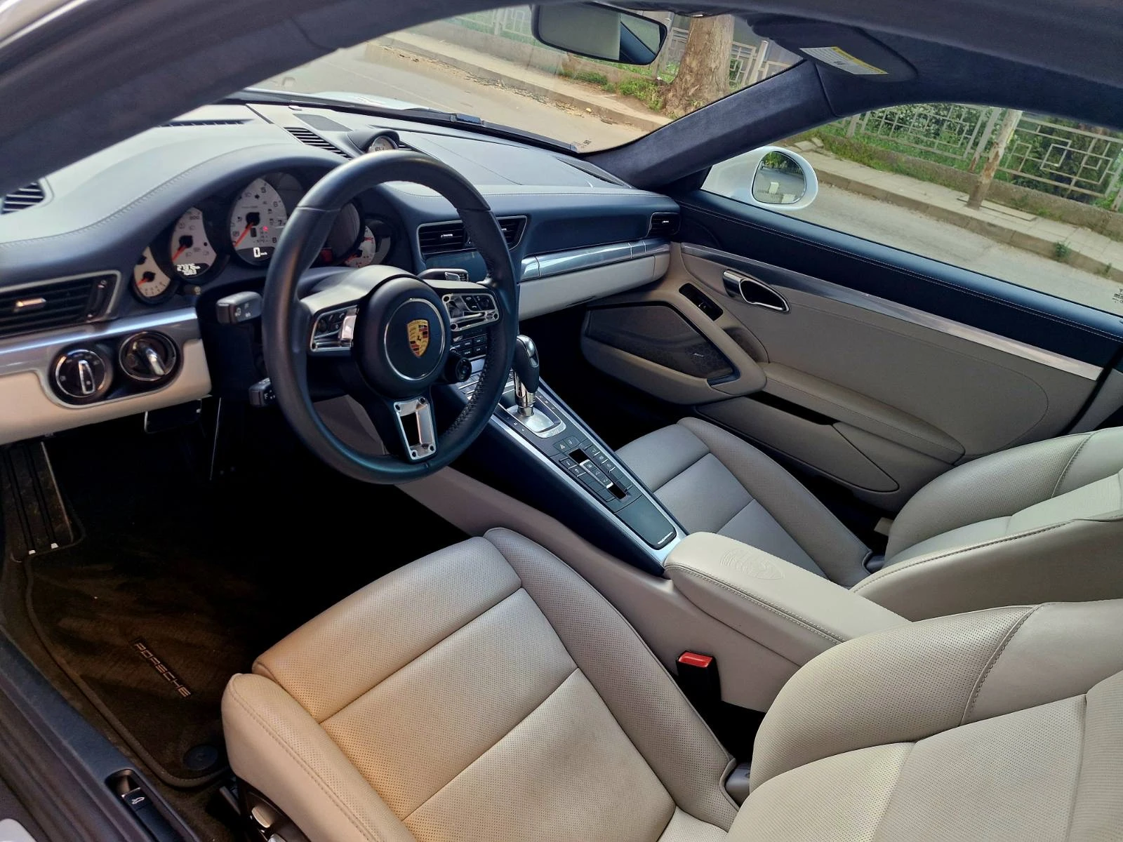 Porsche 911 TURBO, снимка 8 - Автомобили и джипове - 54681059