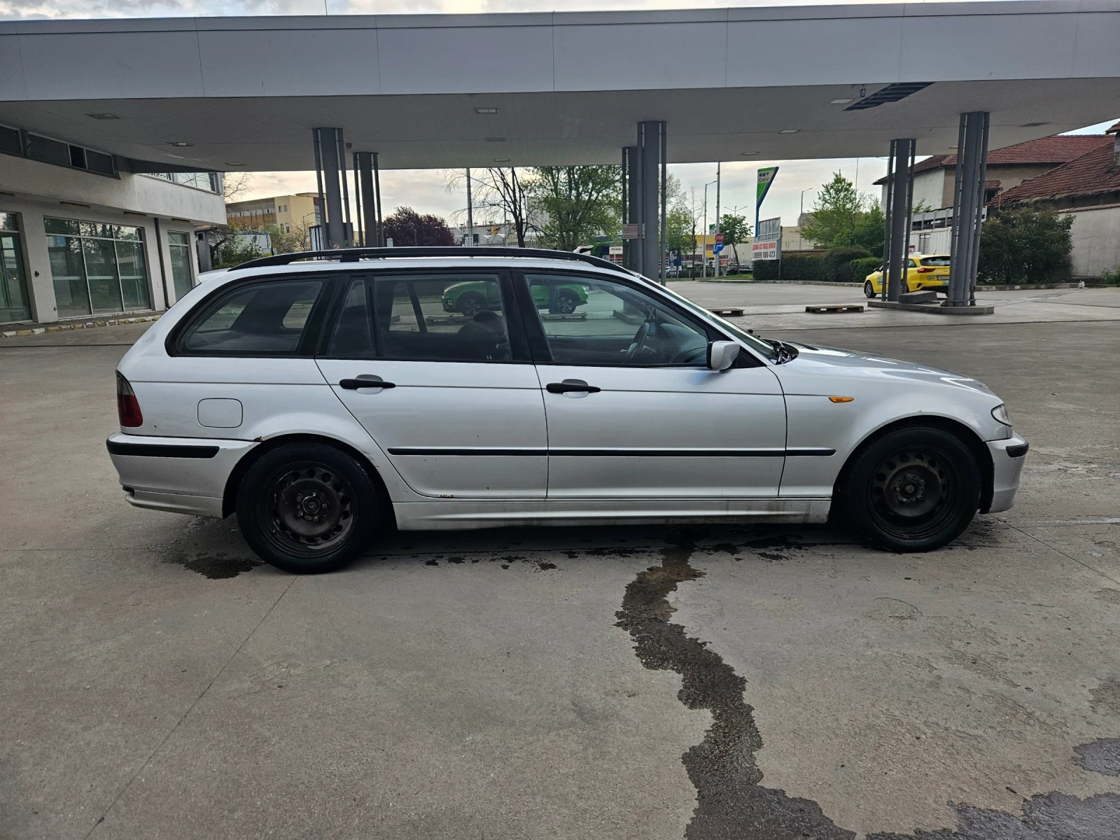 BMW 320, снимка 3 - Автомобили и джипове - 54257399