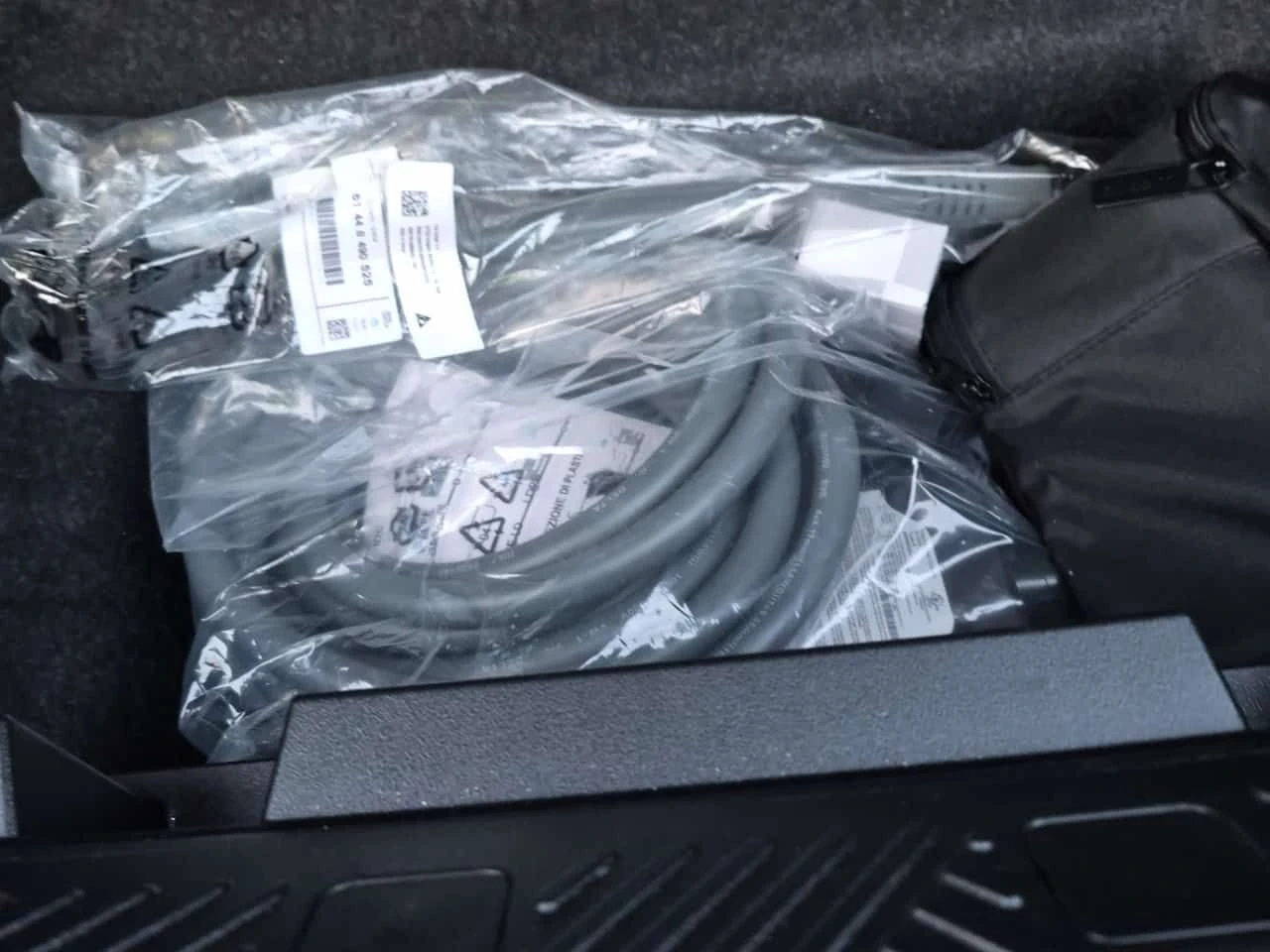 BMW i5 XDRIVE40| NARDO GREY| BOWERS&WILINS| HUD| 2 �����| | Mobile.bg � ����������� 14