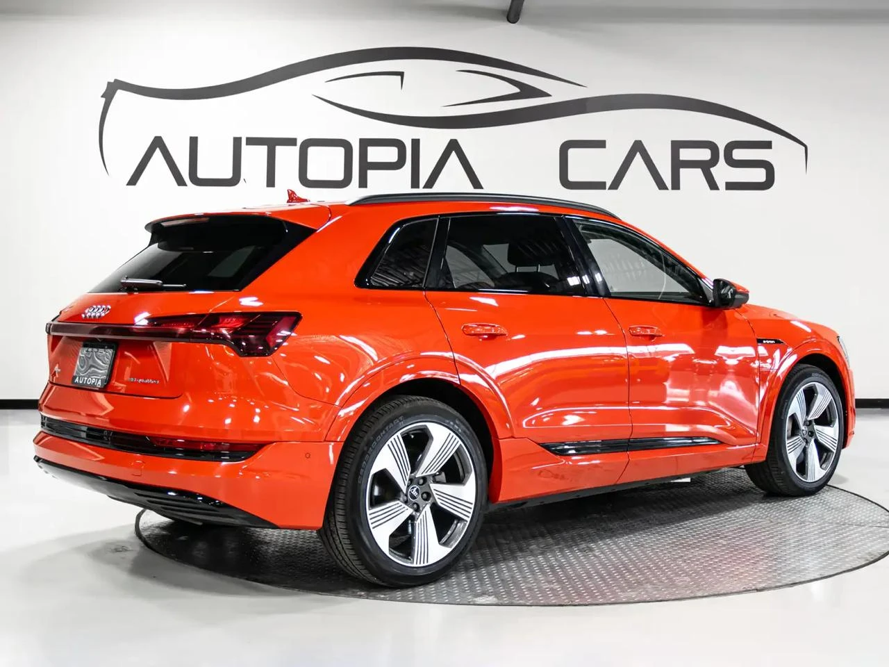 Audi E-Tron 55 S-line* Distronic* 360* B&O* HeadUp* ��������� | Mobile.bg � ����������� 3