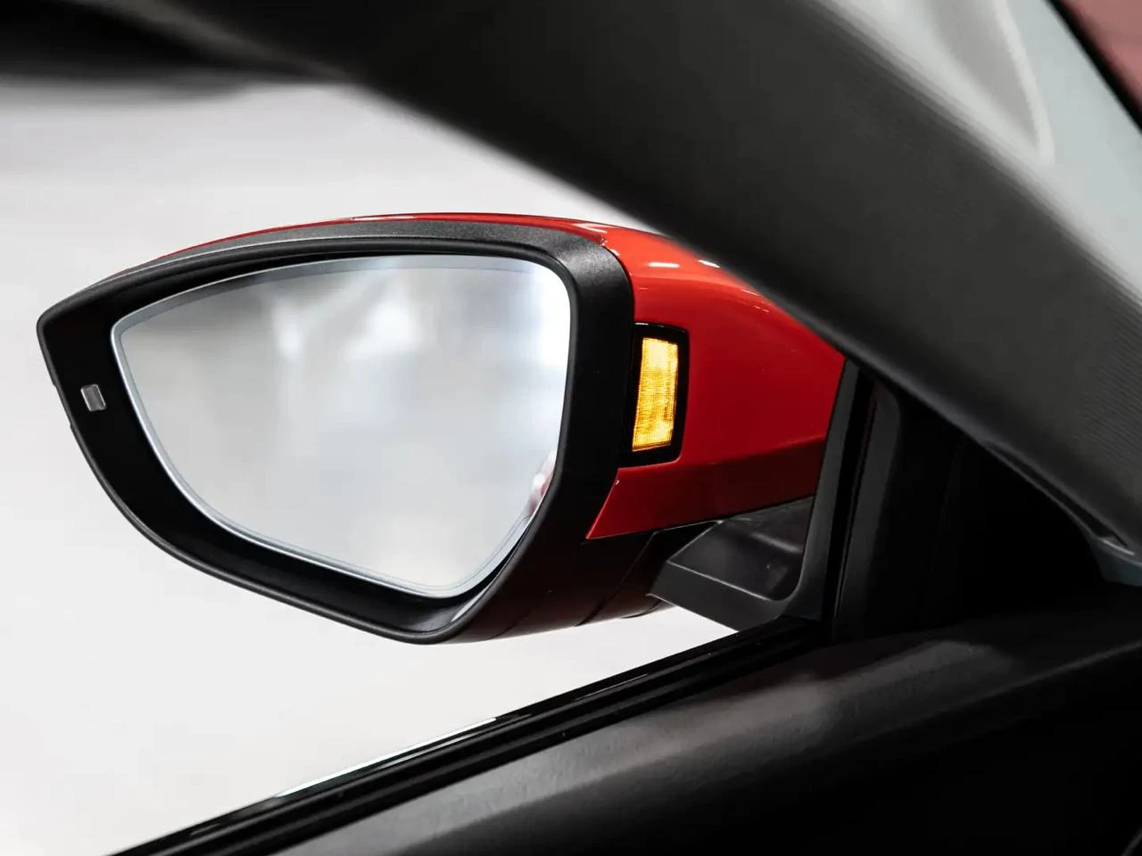 Audi E-Tron 55 S-line* Distronic* 360* B&O* HeadUp* ��������� | Mobile.bg � ����������� 16