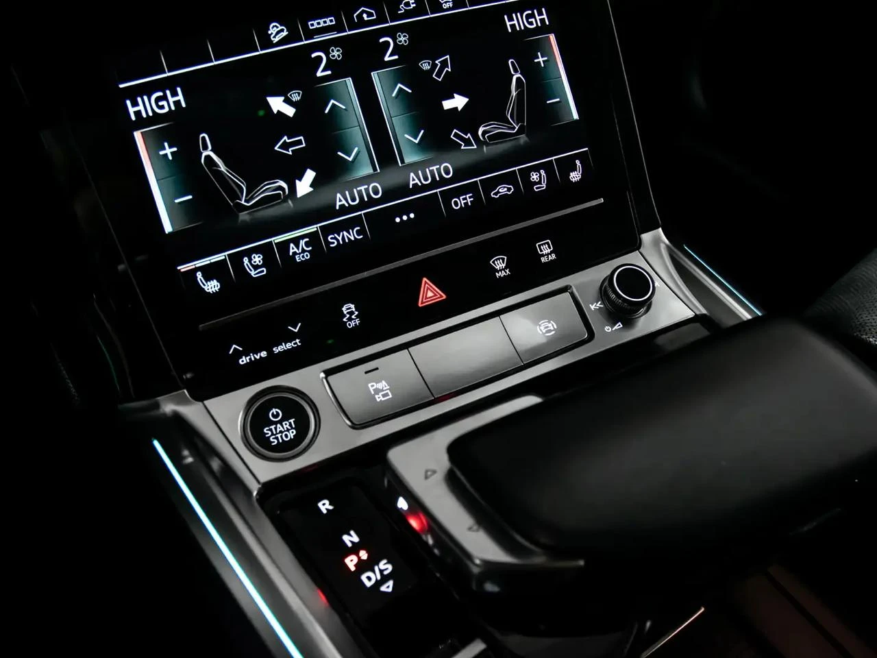 Audi E-Tron 55 S-line* Distronic* 360* B&O* HeadUp* ��������� | Mobile.bg � ����������� 13