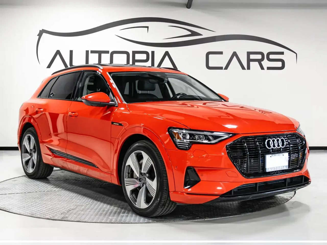 Audi E-Tron 55 S-line* Distronic* 360* B&O* HeadUp* ��������� | Mobile.bg � ����������� 1