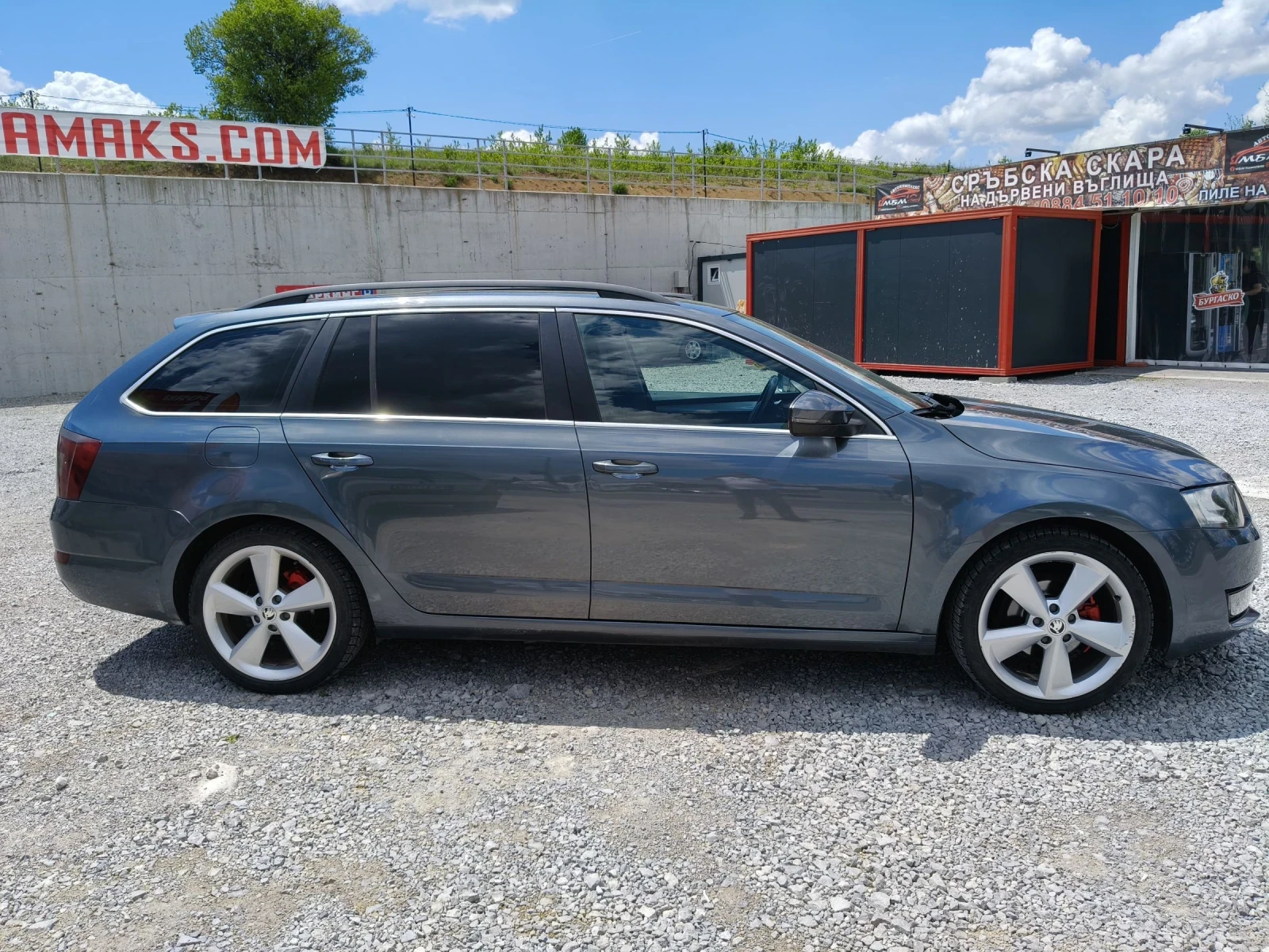 Skoda Octavia 1.6TDI, снимка 8 - Автомобили и джипове - 54670965