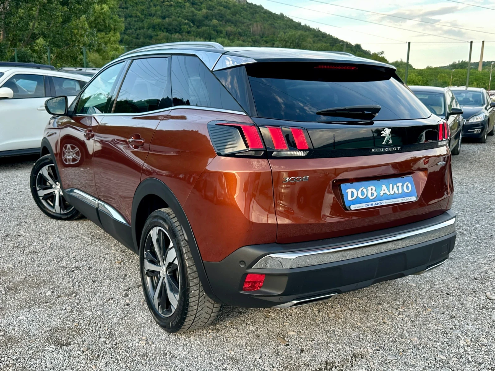 Peugeot 3008 1.5HDI-GTLINE-ДИСТРОНИК-АВТОМАТ-ПАНОРАМА-НАВИ-ЛЕД, снимка 4 - Автомобили и джипове - 54776607