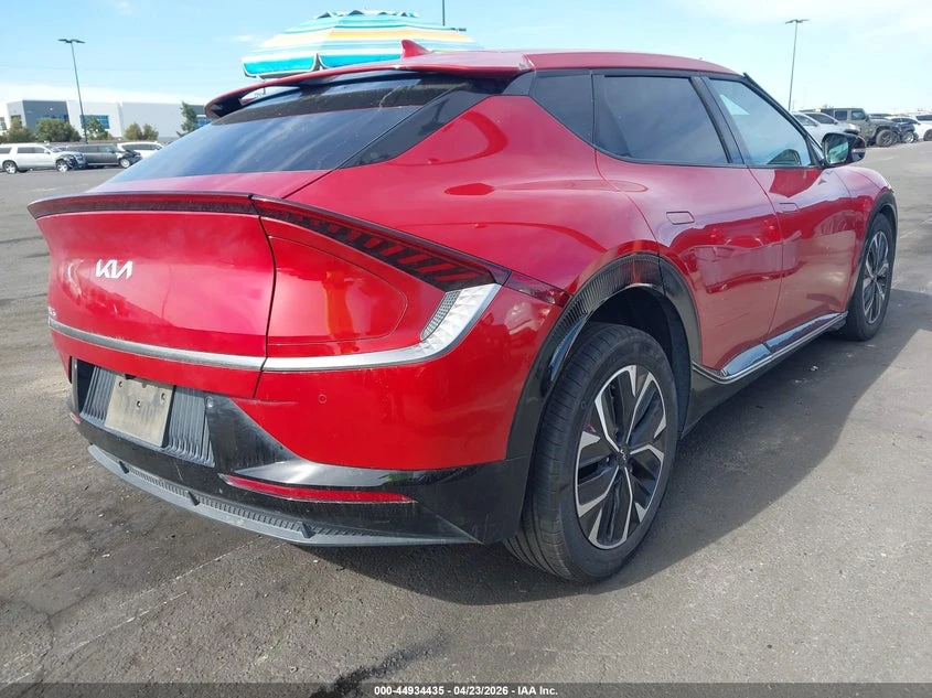 Kia EV6 Wind, снимка 4 - Автомобили и джипове - 54832140