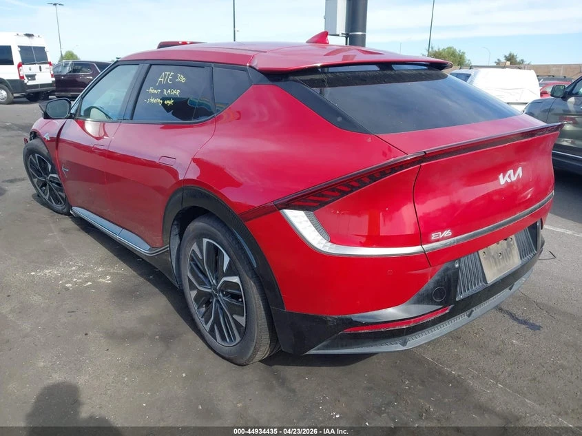 Kia EV6 Wind, снимка 3 - Автомобили и джипове - 54832140