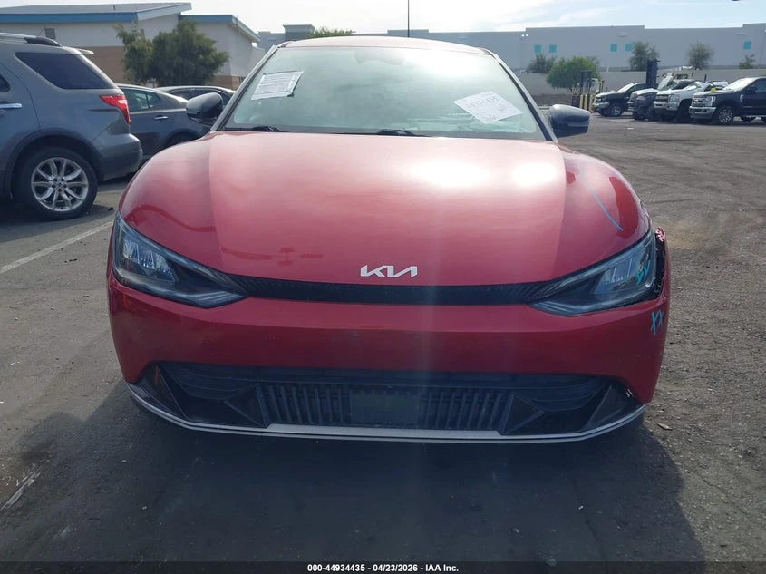 Kia EV6 Wind, снимка 12 - Автомобили и джипове - 54832140