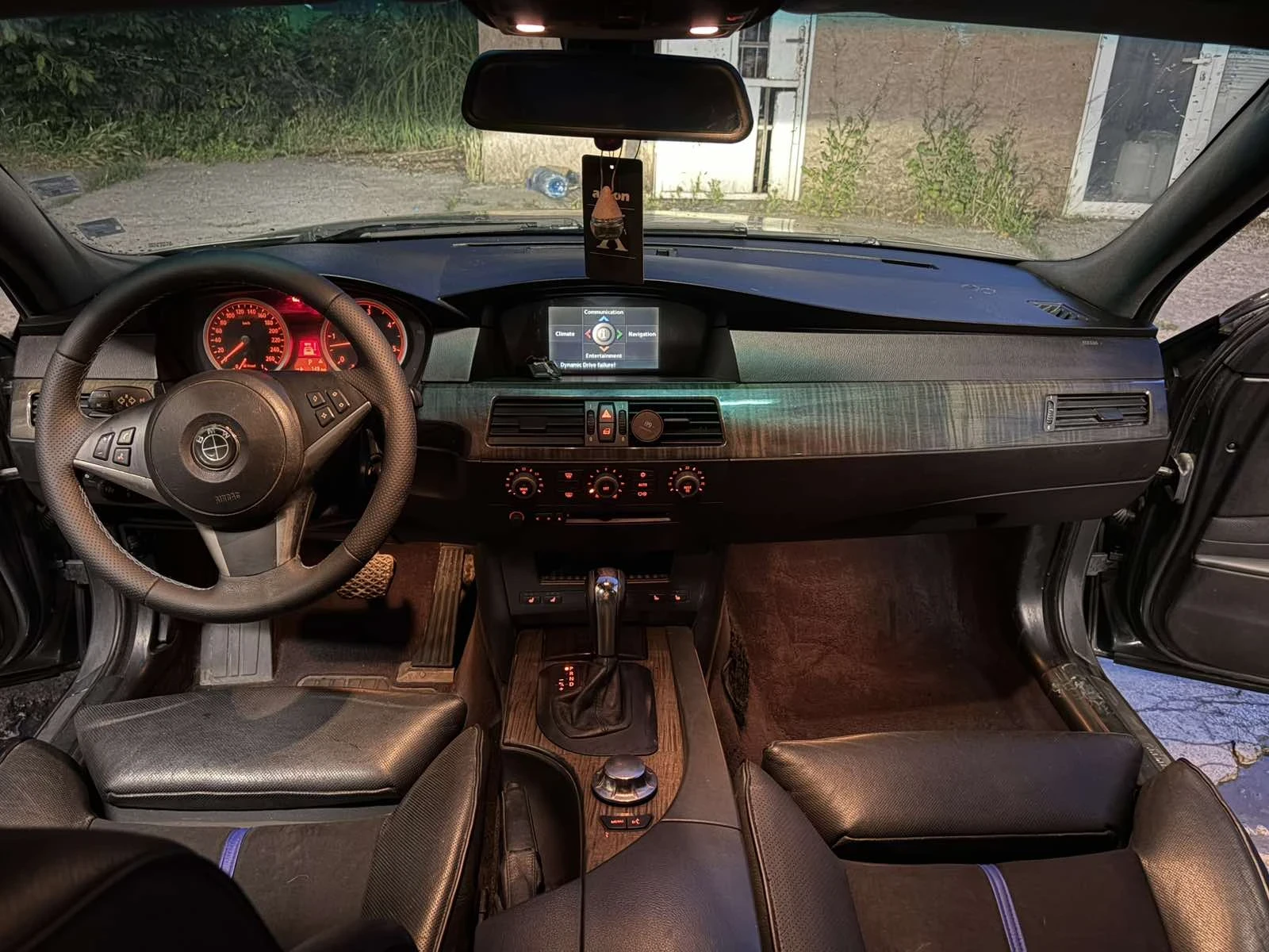BMW 530, снимка 15 - Автомобили и джипове - 54907636