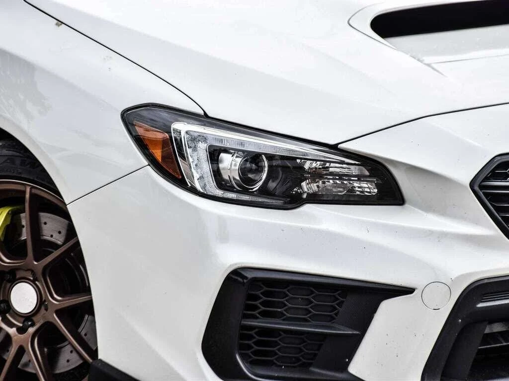 Subaru WRX * STI* Sport* AWD* Manual* KEYLESS* Camera* ПОДГРЕ, снимка 2 - Автомобили и джипове - 55604453