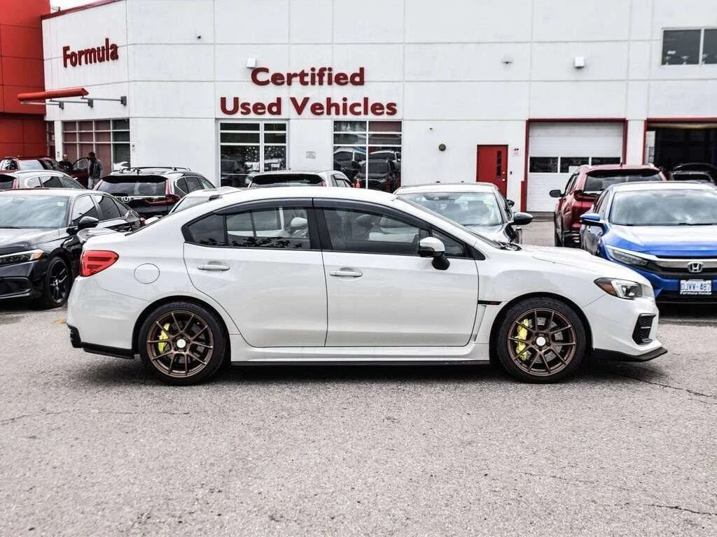 Subaru WRX * STI* Sport* AWD* Manual* KEYLESS* Camera* ПОДГРЕ, снимка 3 - Автомобили и джипове - 55604453