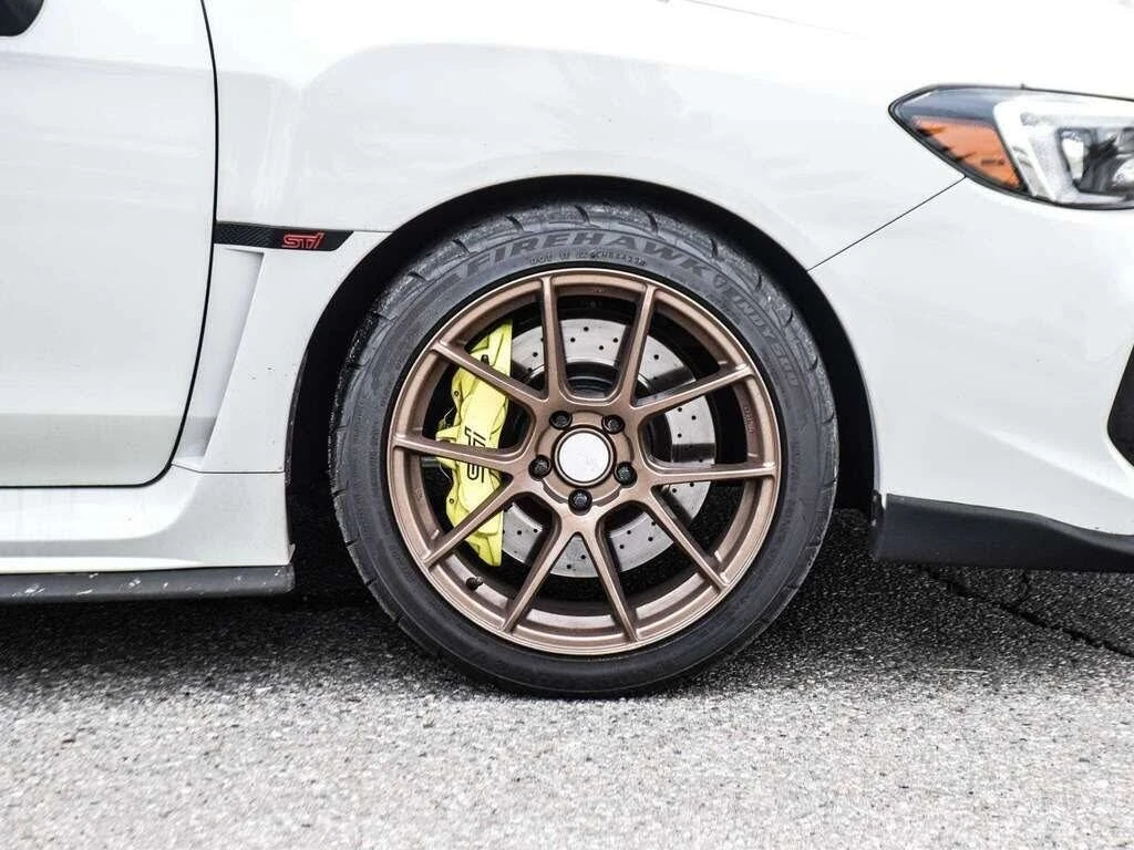 Subaru WRX * STI* Sport* AWD* Manual* KEYLESS* Camera* ПОДГРЕ, снимка 4 - Автомобили и джипове - 55604453