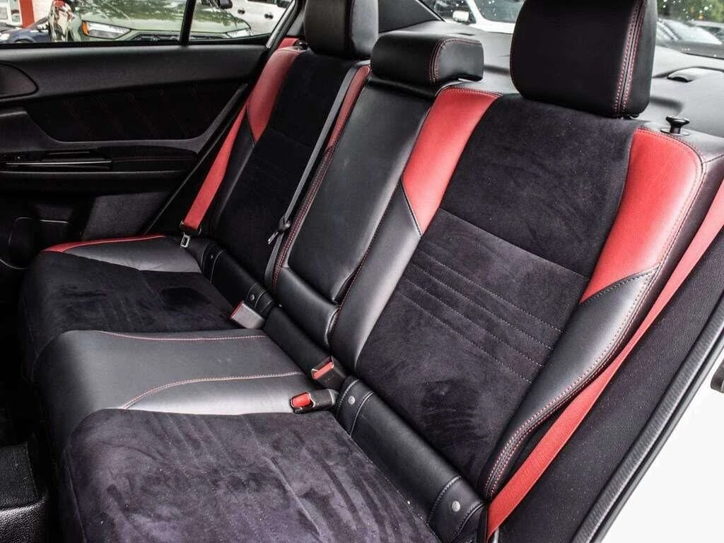 Subaru WRX * STI* Sport* AWD* Manual* KEYLESS* Camera* ПОДГРЕ, снимка 13 - Автомобили и джипове - 55604453