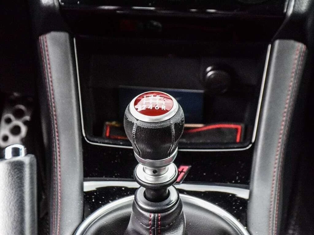 Subaru WRX * STI* Sport* AWD* Manual* KEYLESS* Camera* ПОДГРЕ, снимка 15 - Автомобили и джипове - 55604453