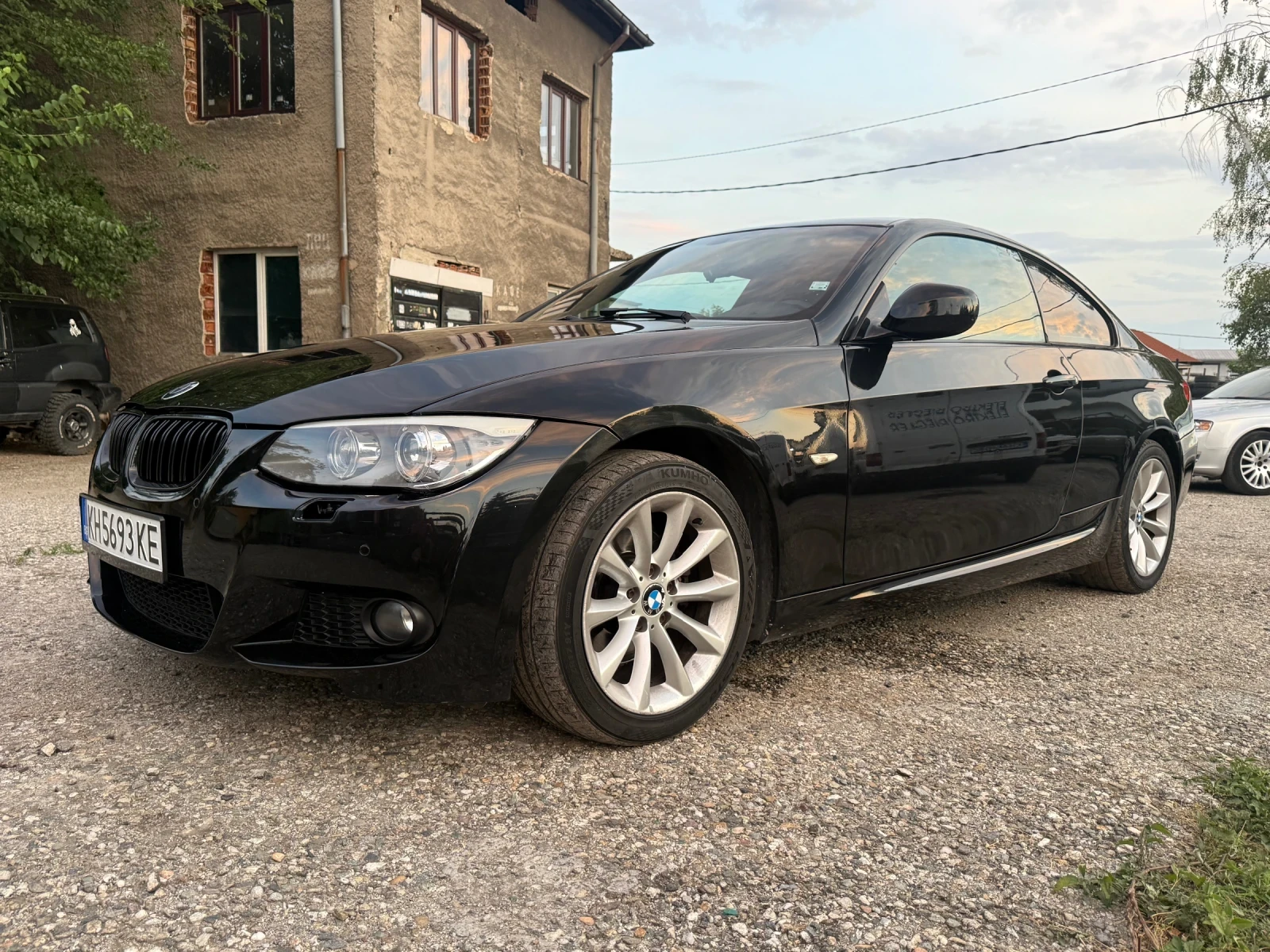 BMW 320, снимка 6 - Автомобили и джипове - 55681697
