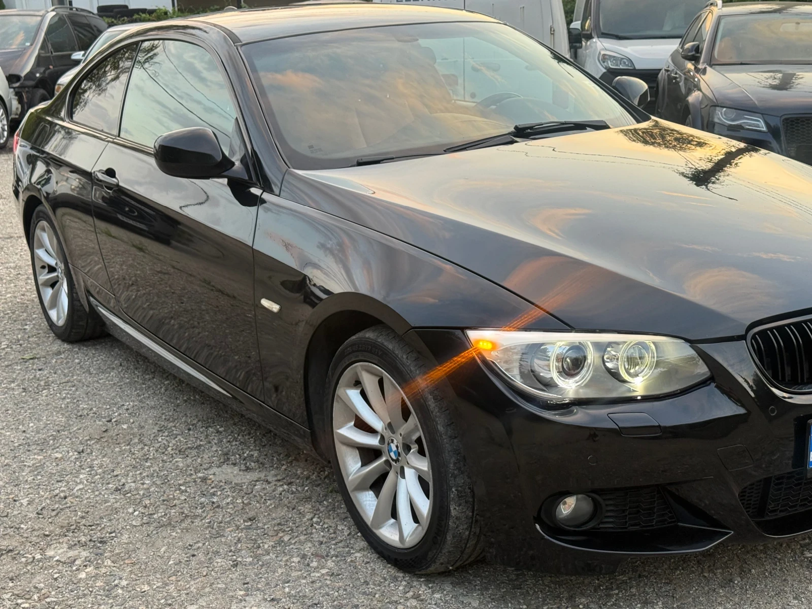 BMW 320, снимка 13 - Автомобили и джипове - 55681697