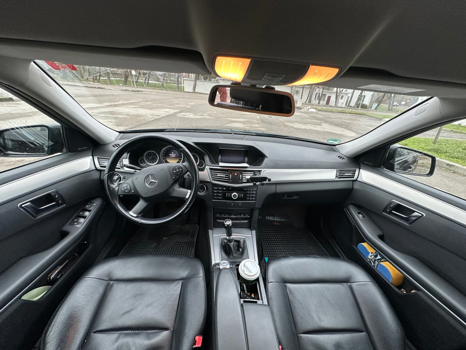 Mercedes-Benz E 220, снимка 7 - Автомобили и джипове - 55747180
