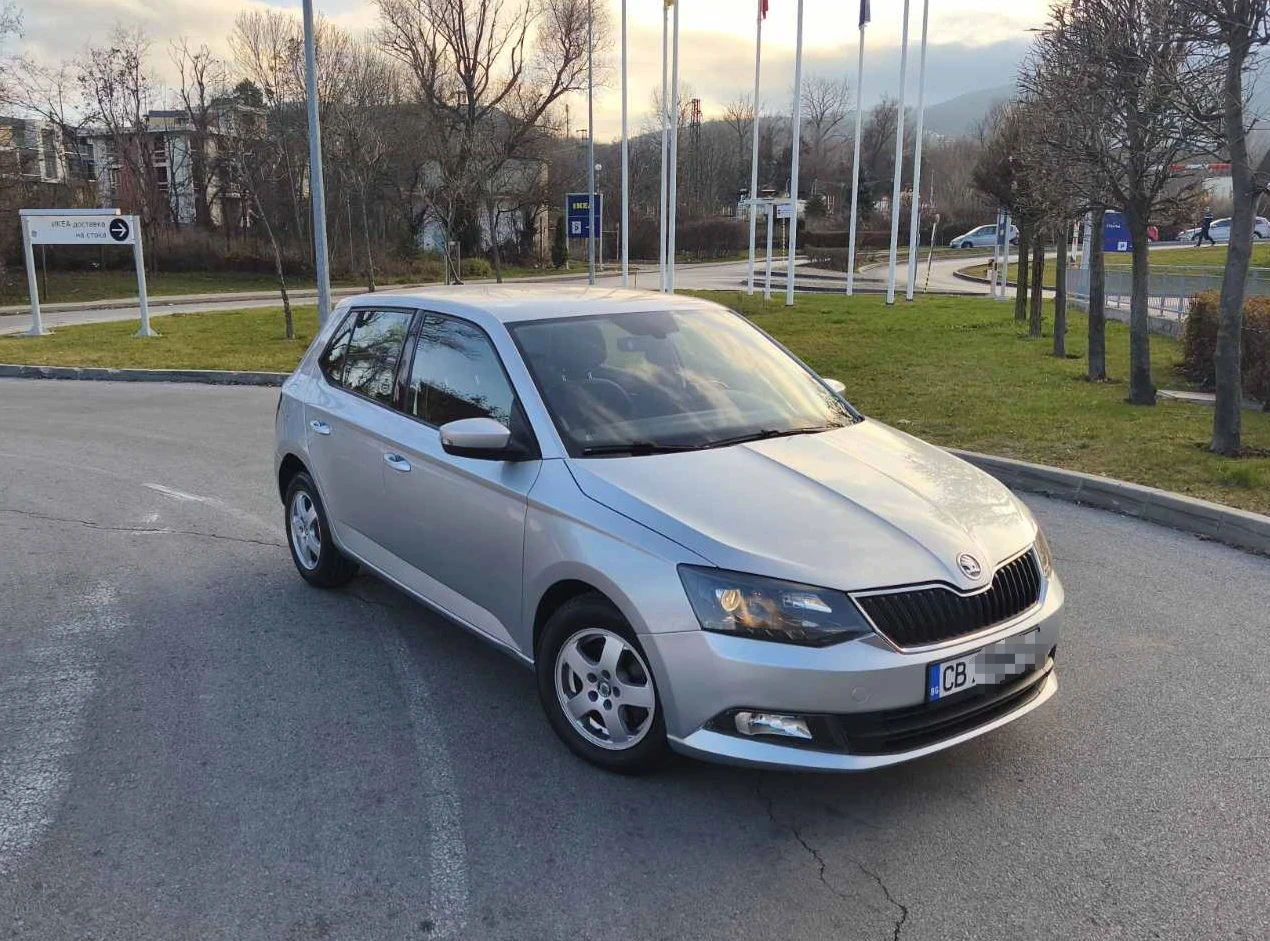 Skoda Fabia 1.0 MPI, снимка 5 - Автомобили и джипове - 55876793
