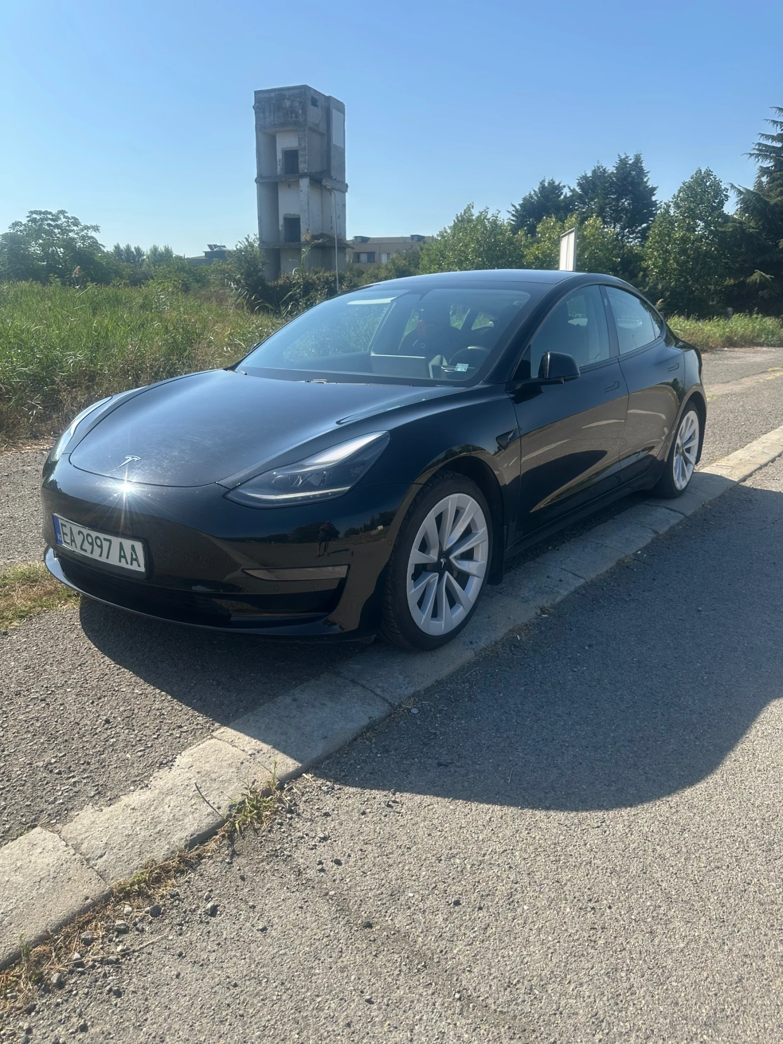 Tesla Model 3, снимка 2 - Автомобили и джипове - 55911677