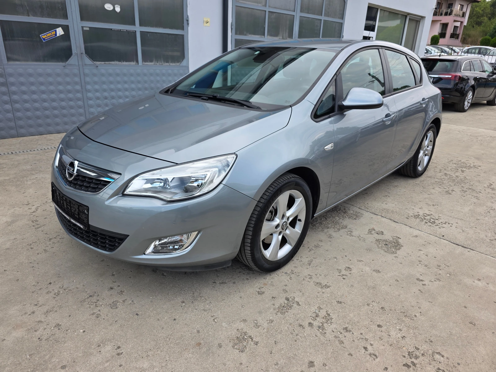 Opel Astra 1.7CDTI 122000km!, снимка 4 - Автомобили и джипове - 55912572