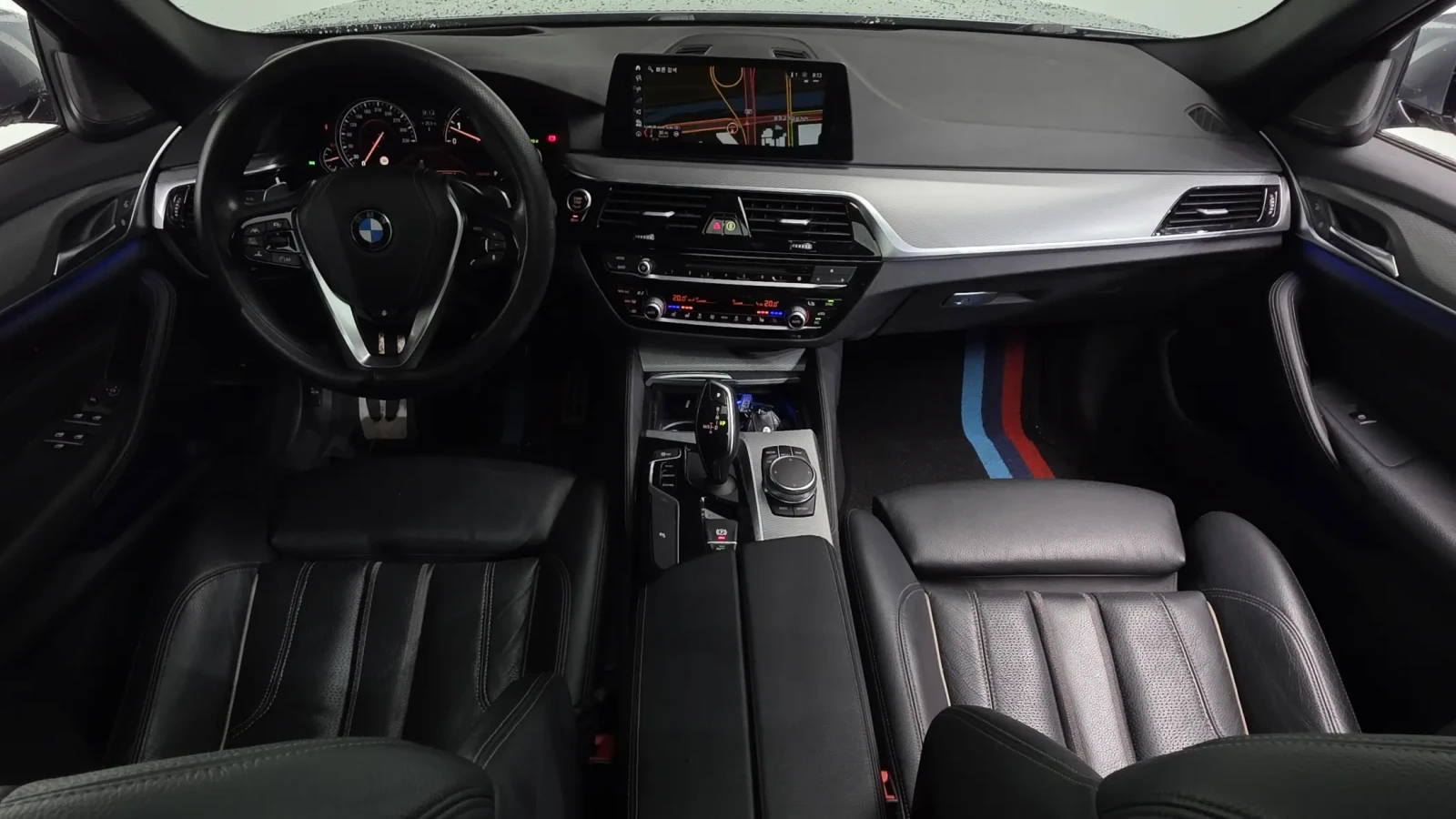 BMW 530 * M SPORT+ * FULL MAX * КРАЙНА ЦЕНА* , снимка 7 - Автомобили и джипове - 55939570