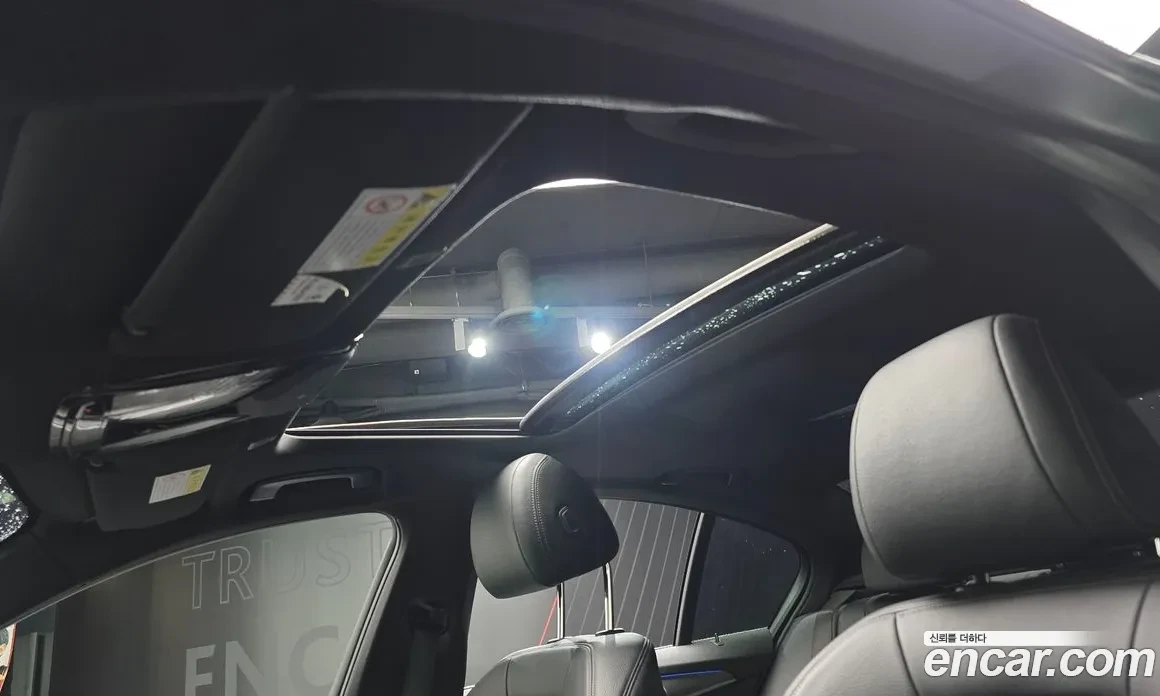 BMW 530 * M SPORT+ * FULL MAX * КРАЙНА ЦЕНА* , снимка 12 - Автомобили и джипове - 55939570