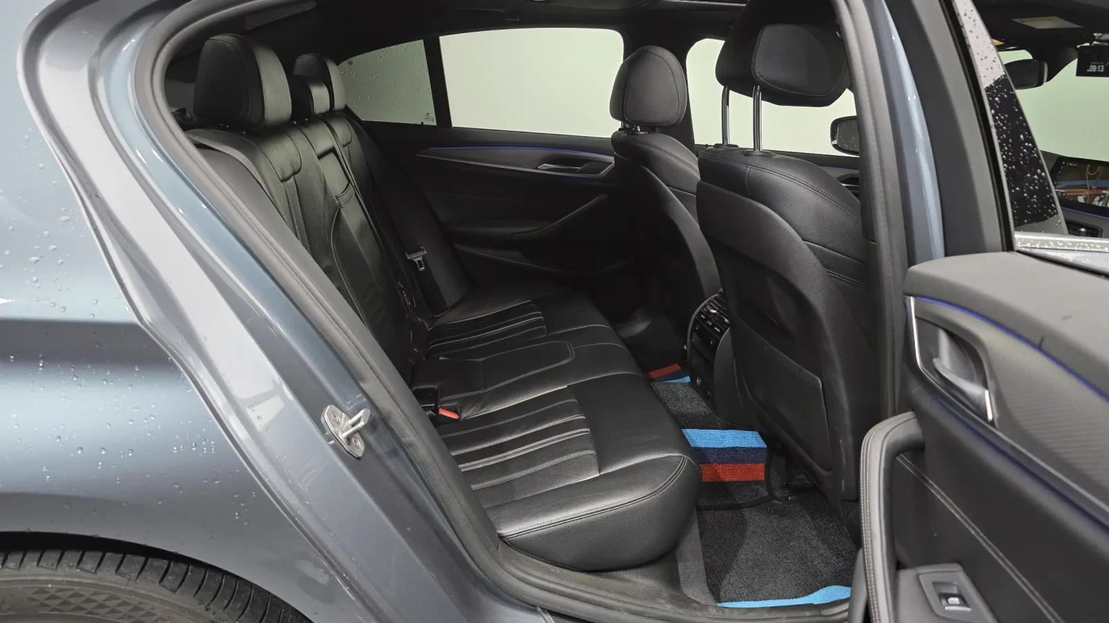 BMW 530 * M SPORT+ * FULL MAX * КРАЙНА ЦЕНА* , снимка 13 - Автомобили и джипове - 55939570