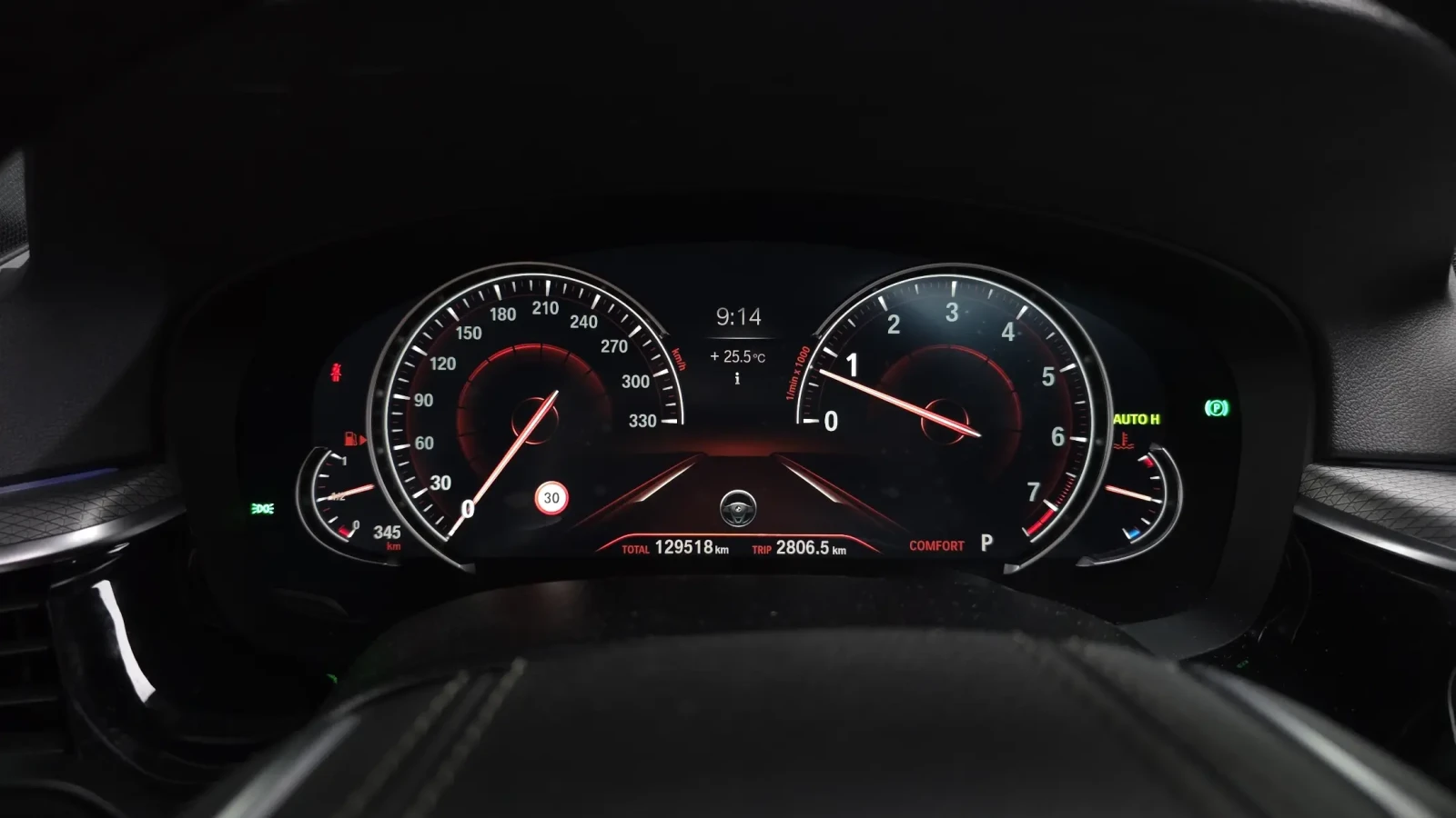 BMW 530 * M SPORT+ * FULL MAX * КРАЙНА ЦЕНА* , снимка 9 - Автомобили и джипове - 55939570