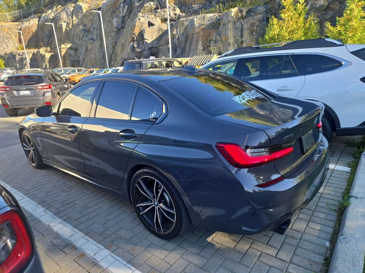 BMW 330 М пакет / Harman Kardon / Carfax , снимка 2 - Автомобили и джипове - 56262460