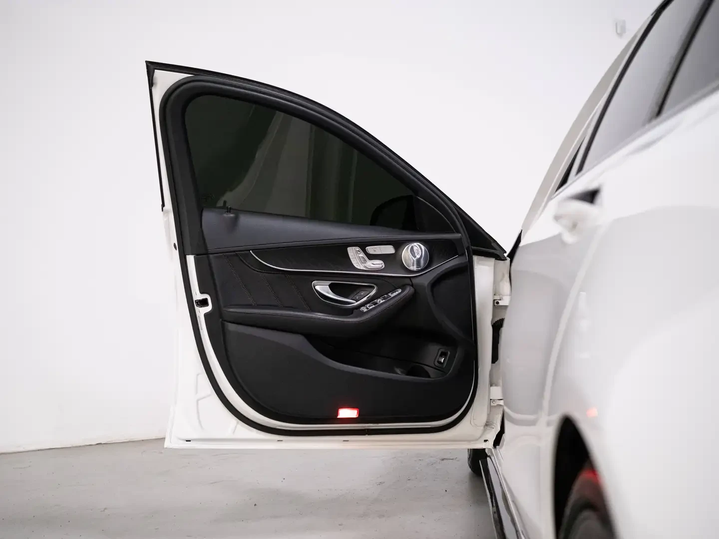 Mercedes-Benz C 43 AMG PREMIUM PKG/NIGHT PKG/BURMESTER/360/������/ | Mobile.bg � ����������� 7