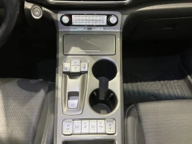 Hyundai Kona ОБДУХВАНЕ* ДИСТРОНИК* МЪРТВА Т.* KEYLESS* КАМЕРА*  - 29600 лв. / 15134.24 € - 55115444 12