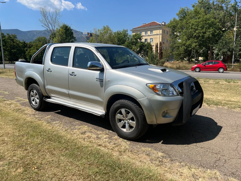 Toyota Hilux 3.0D-4D 173kc, снимка 1 - Автомобили и джипове - 46905944