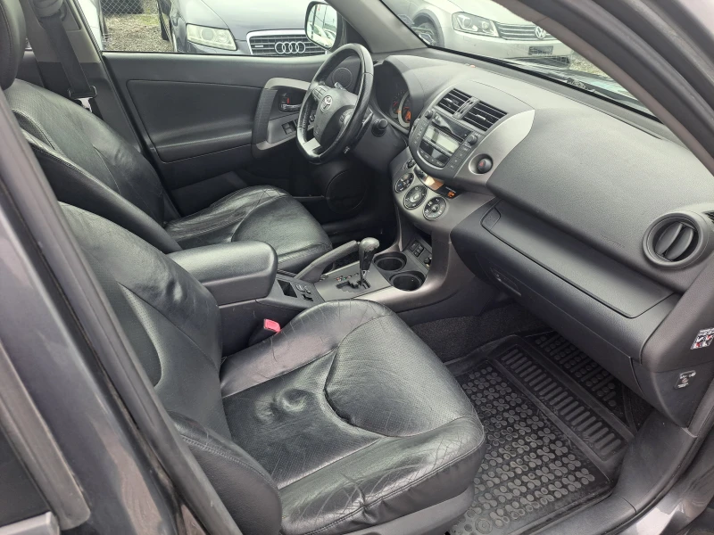 Toyota Rav4 2.2d 150к.с. 4х4, снимка 8 - Автомобили и джипове - 48237158