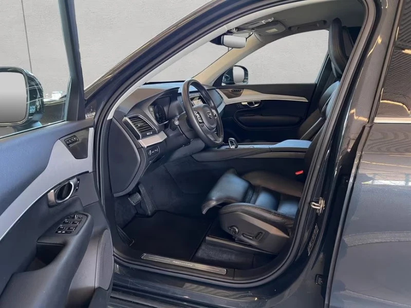 Volvo Xc90 T8/455HP/CAM/H&K/AMBI/CARPLAY/DIGI/LED/KLESS/155g, снимка 10 - Автомобили и джипове - 51407187