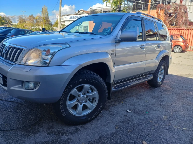Toyota Land cruiser 3.0 D4D, снимка 2 - Автомобили и джипове - 52355292
