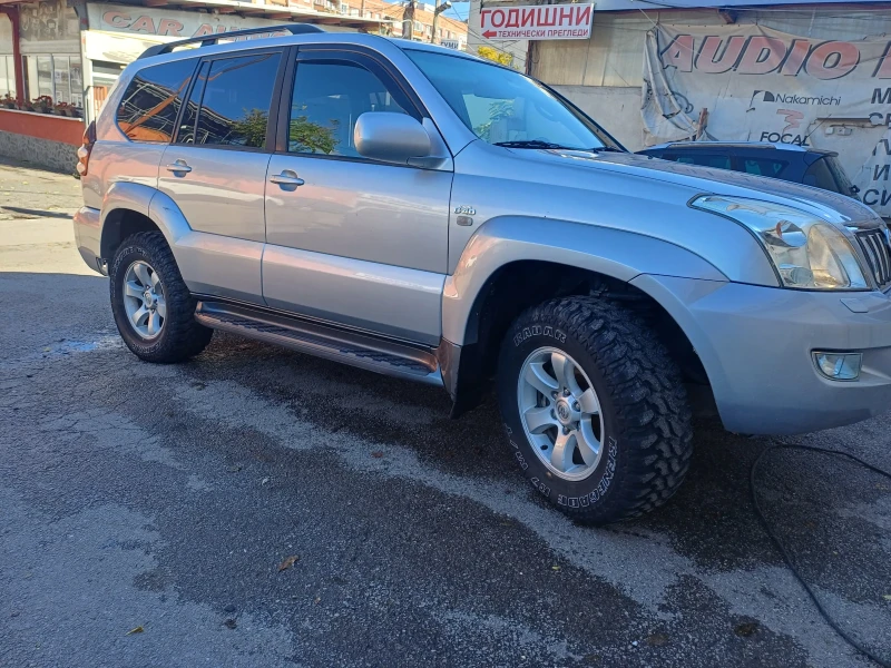 Toyota Land cruiser 3.0 D4D, снимка 3 - Автомобили и джипове - 52355292