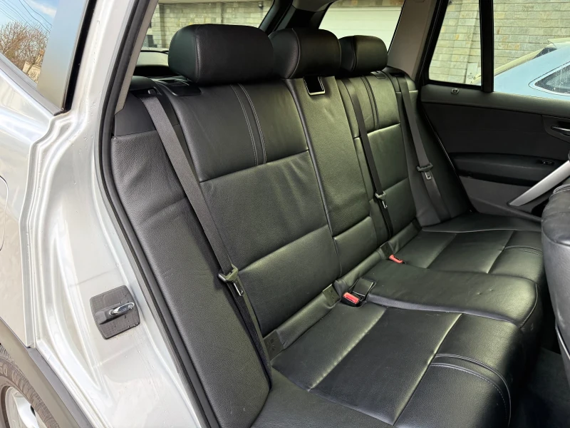 BMW X3 2.0D Автоматик Кожа Навигация, снимка 12 - Автомобили и джипове - 52829551