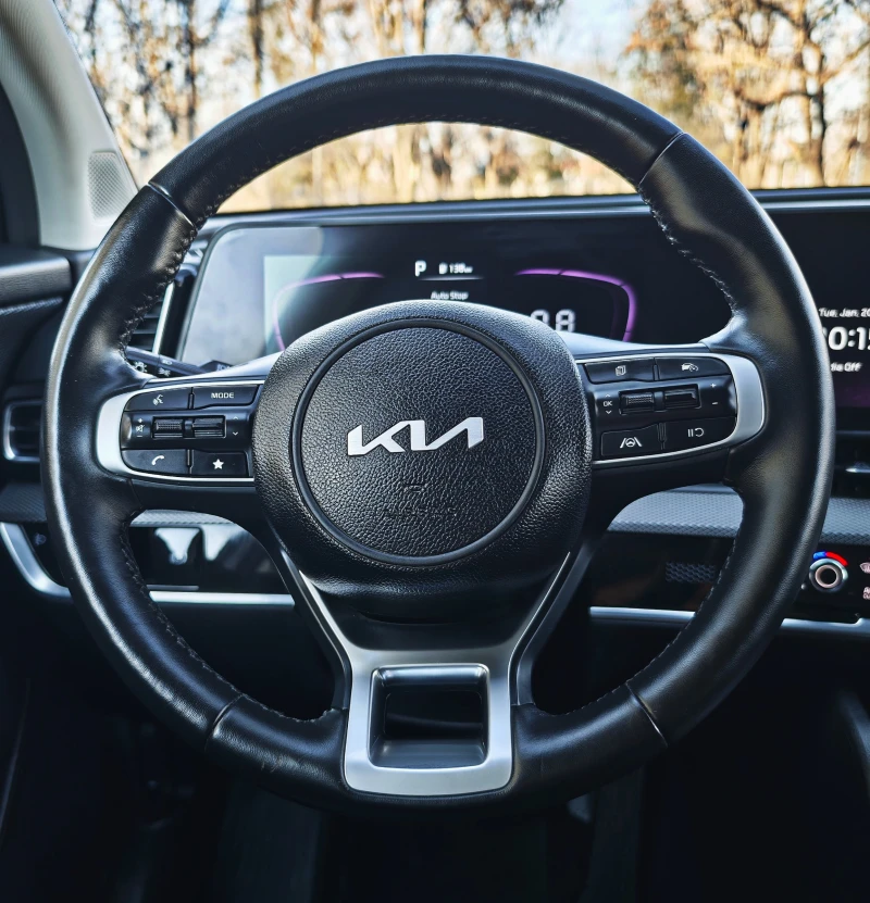 Kia Sportage 2.0 CRDI, снимка 11 - Автомобили и джипове - 53166360