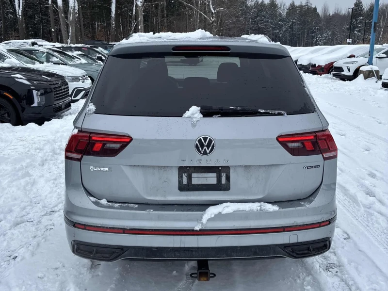 VW Tiguan MOTION R-LINE BLACK * PANO * KEYLESS * ПОДГРЕВИ * , снимка 5 - Автомобили и джипове - 53496828