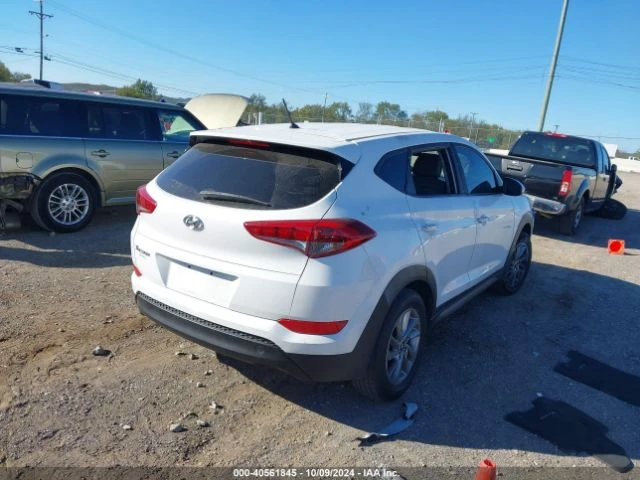 Hyundai Tucson SE 2.0L - изображение 4