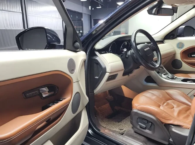 Land Rover Evoque 2.2 - изображение 10