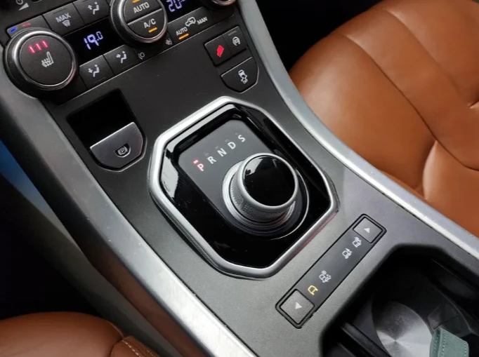 Land Rover Evoque 2.2 - изображение 9