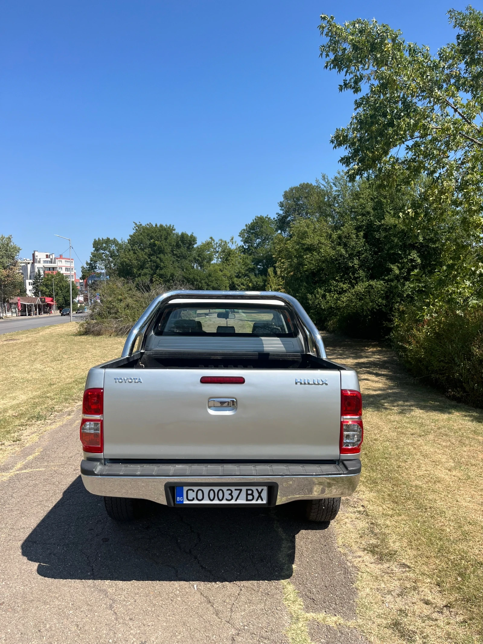 Toyota Hilux 3.0D-4D 173kc - изображение 6