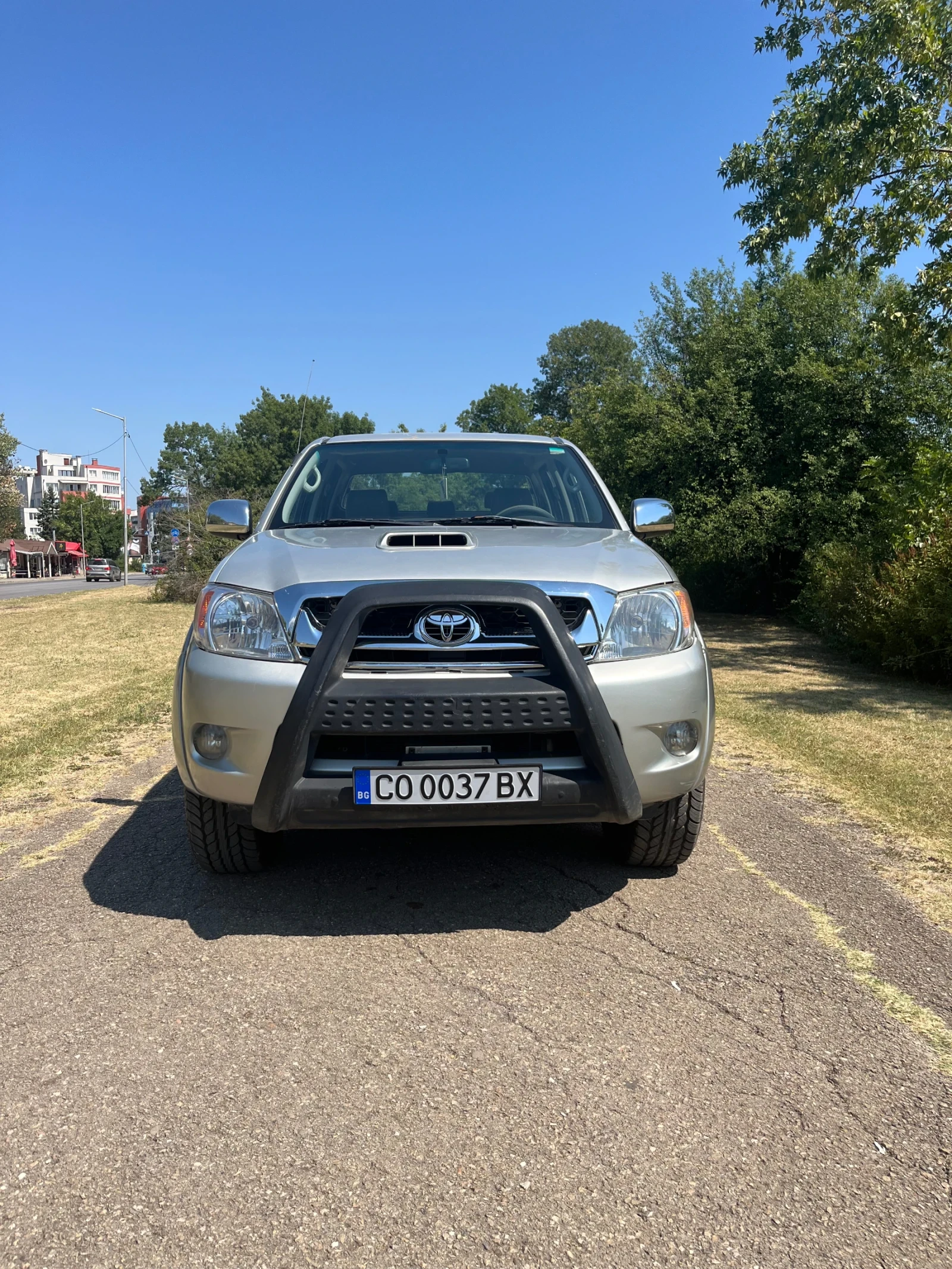 Toyota Hilux 3.0D-4D 173kc - изображение 3