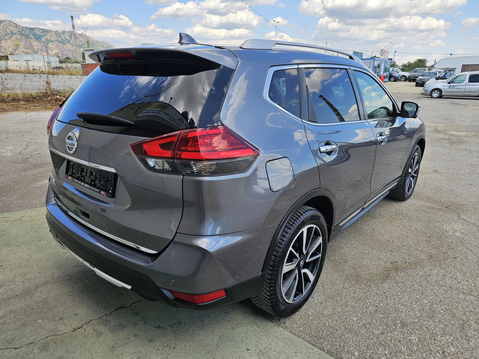 Nissan X-trail 2.0 DCI 4WD TEKNA 7 МЕСТА - изображение 7